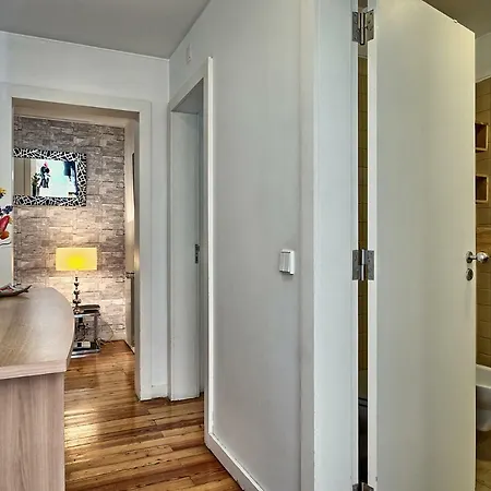 Апартаменты Myplacelisbon - Bairro Alto Лиссабон